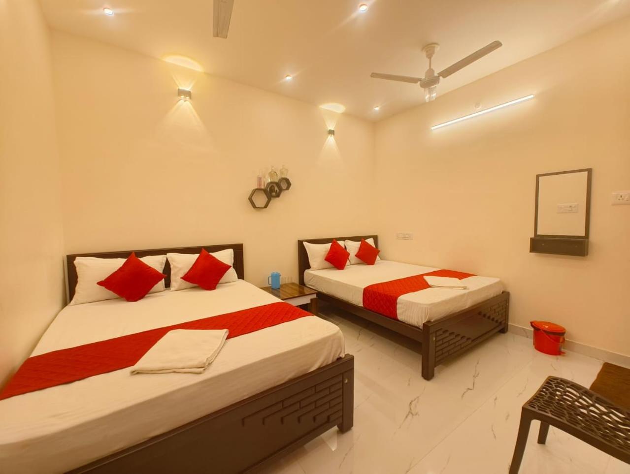 Rudra Elite Rāmeswaram Quarto foto